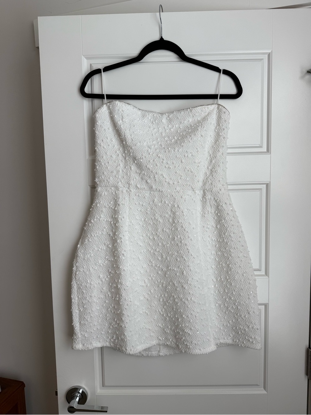 Francesca's Collections White Strapless Textured Mini Dress